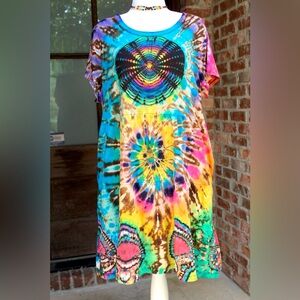 Time and Tru size XL NWT reverse die mandala and spiral hand dyed